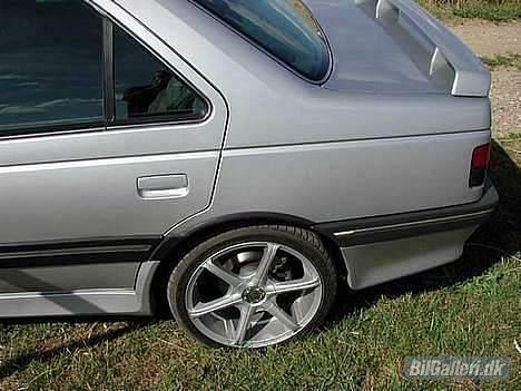 Peugeot 405 Mi16 billede 3