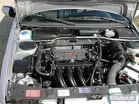 Peugeot 405 Mi16 billede 4