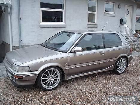 Toyota corolla gti - her er den unden de hvide lygter fordi jeg skulle til syn billede 1