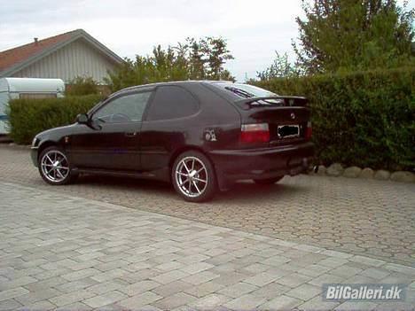 Toyota Corolla <-- super billede 3