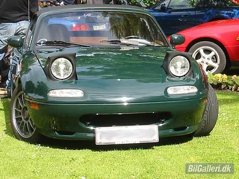 Mazda MX5 Limited Edition - Gavnø Autojumble 2004 - se alle billeder her: http://www.five-speed.dk/Gallerisub/JUN04Gavnoe.htm billede 10