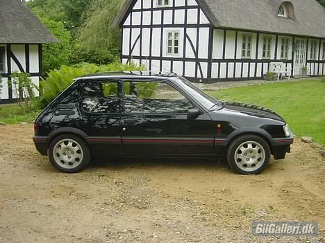 Peugeot 205 GTI 16V billede 2