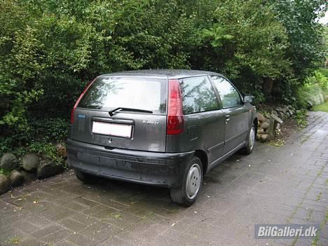 Fiat Punto 75 SX(Totalskadet) billede 2