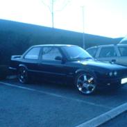 BMW 320i E30 Coupé (SOLGT)