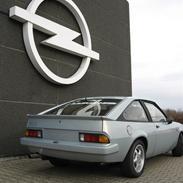 Opel Manta (Solgt)
