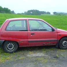 Daihatsu Charade - SKROTTET