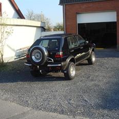 VW Golf Country Chrome