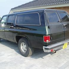 Chevrolet Suburban "Solgt"