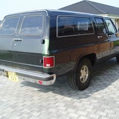Chevrolet Suburban "Solgt"