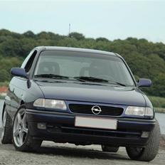 Opel astra GSI 2,0 SOLGT