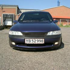 Opel Vectra B 2.0i 16V (SOLGT)