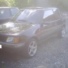 Peugeot 205 XS