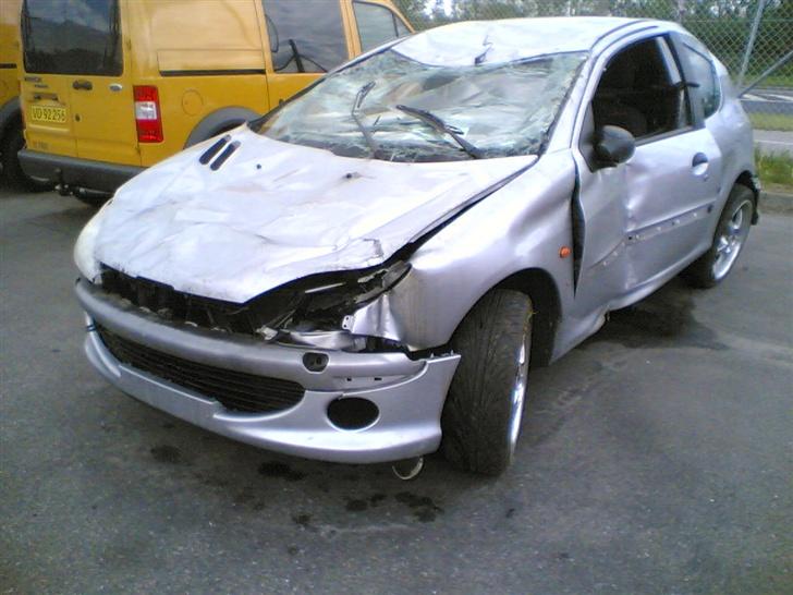 Peugeot 206 TOTAL SKADET:( billede 20