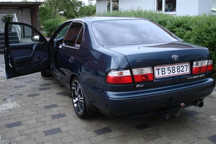 Toyota carina e  (SOLGT) billede 4