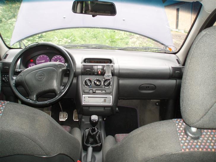 Opel Corsa B 1.6 GSI SOLGT billede 17