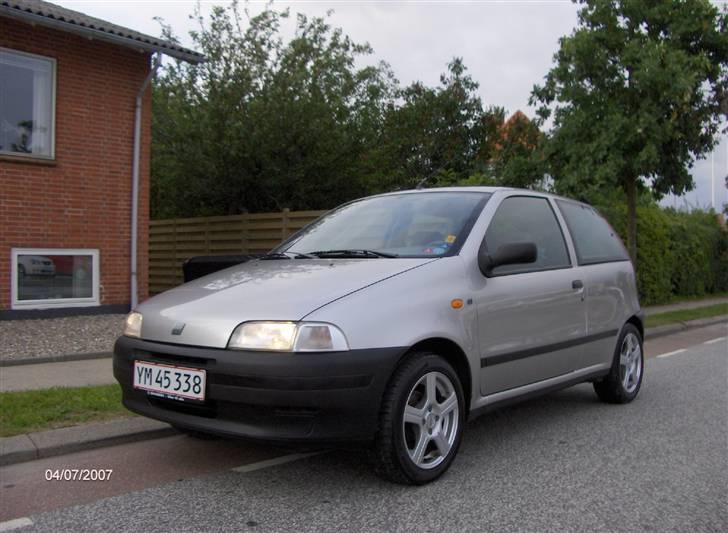 Fiat Punto SX *solgt* billede 1
