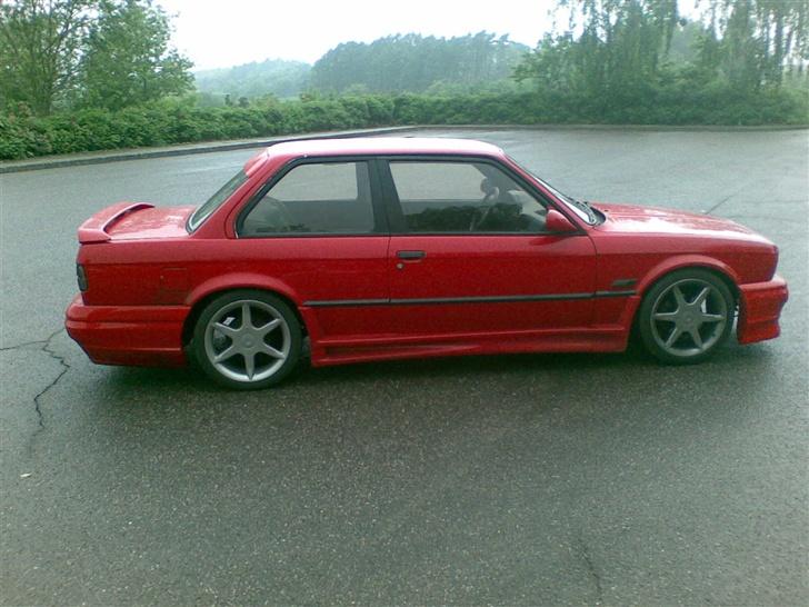 BMW 320i E30 SOLGT billede 3