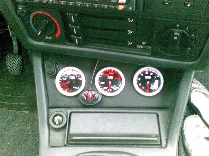 BMW 320i E30 SOLGT billede 8