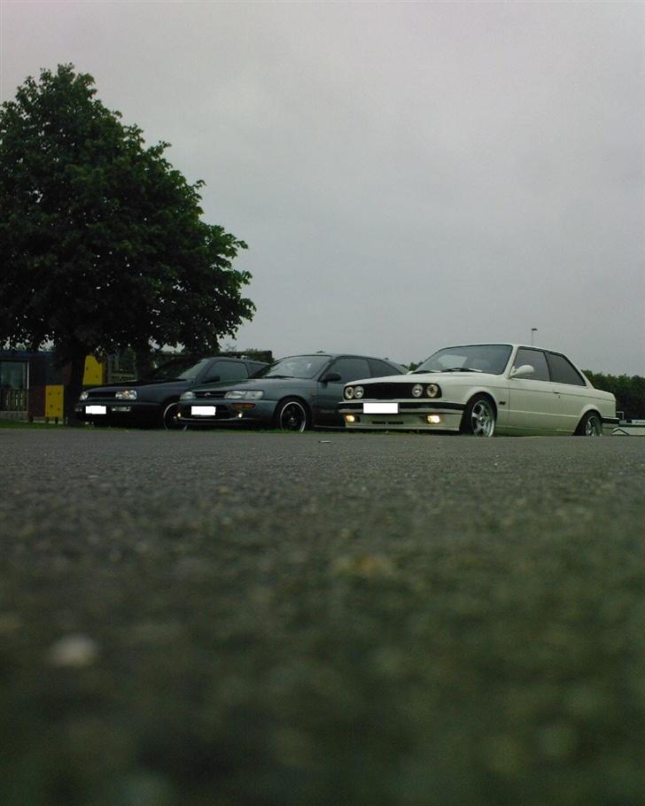 BMW E30 *SOLGT* - Martin, Møller og mig selv ude på løjer. billede 17