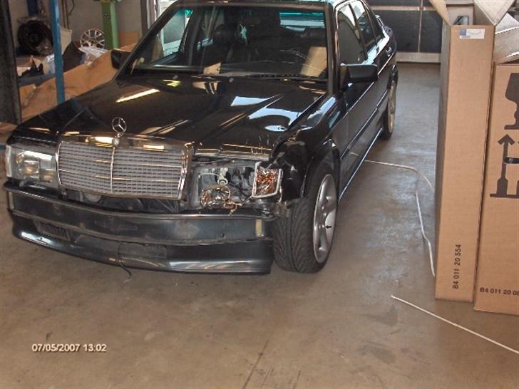 Mercedes Benz 190 E 2,3 16v Solgt. billede 11