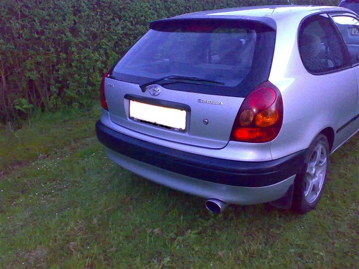 Toyota corolla -"SOLGT"- billede 3