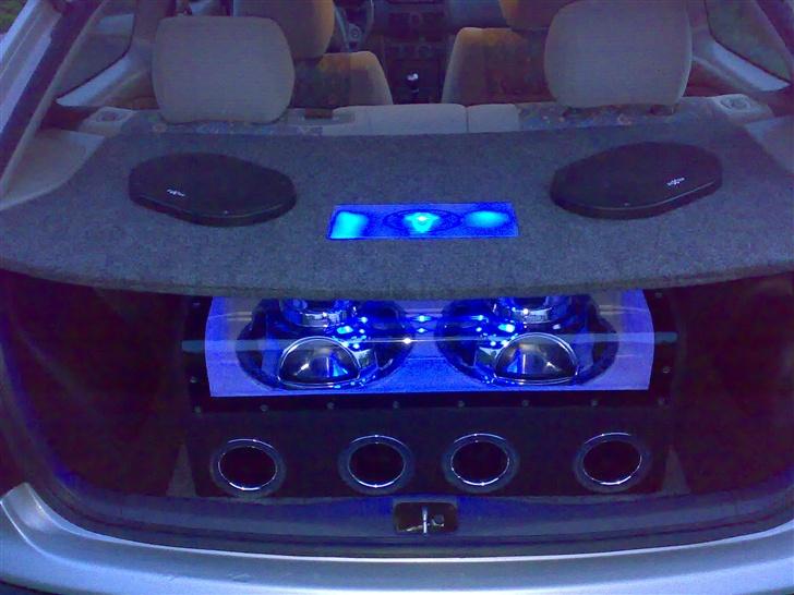 Toyota corolla -"SOLGT"- billede 5