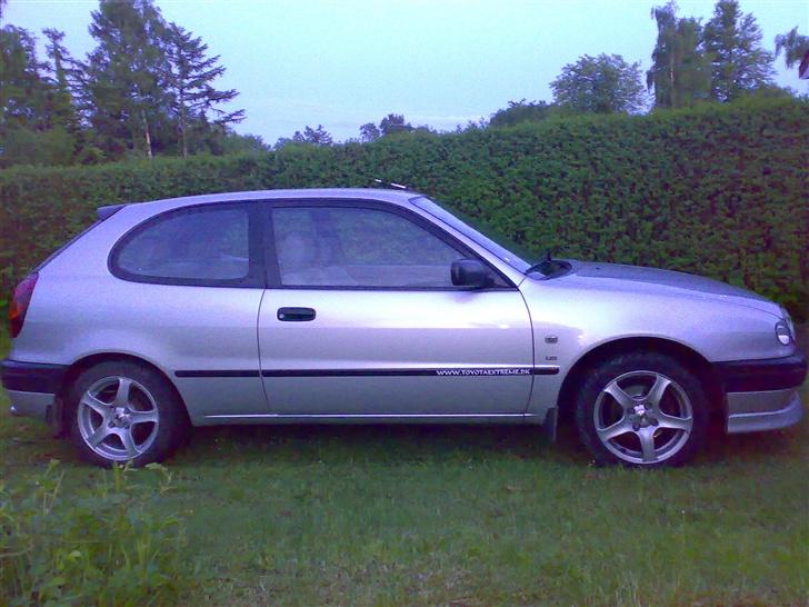 Toyota corolla -"SOLGT"- billede 7