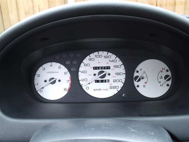 Honda Civic - Urskiver kan skifte mellem blå og grøn belysning billede 11