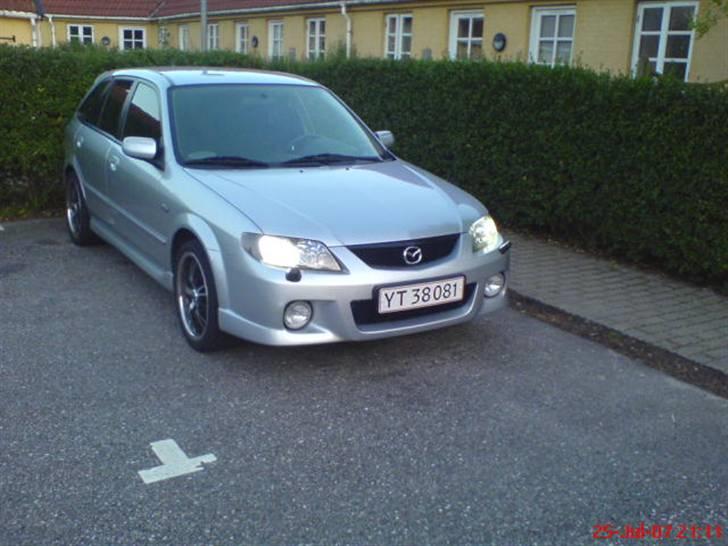 Mazda 323F 2,0Sportive Solgt - 6000k xenon monteret i nærlys mangler bare i tåge og fjernlys billede 11