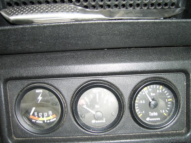 VW caddy solgt - måler til strøm , olie , turbo billede 5