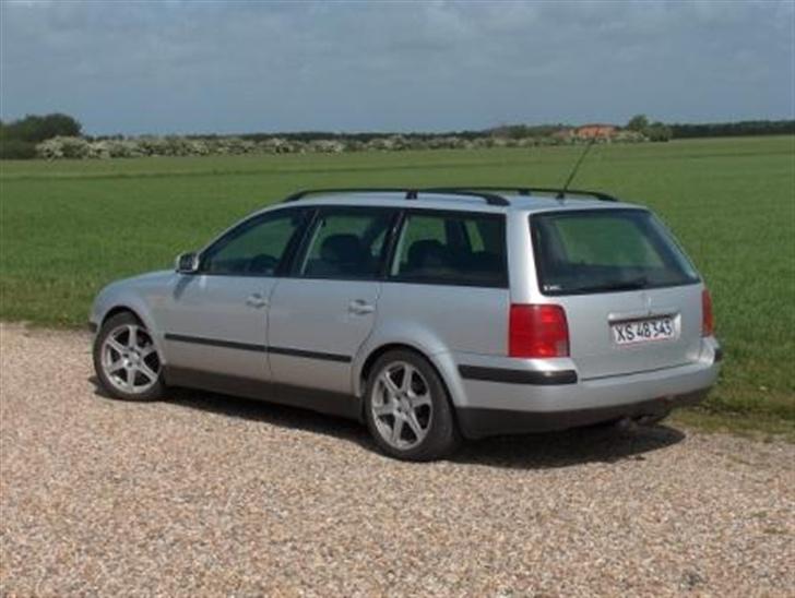 VW Passat variant **solgt** billede 1