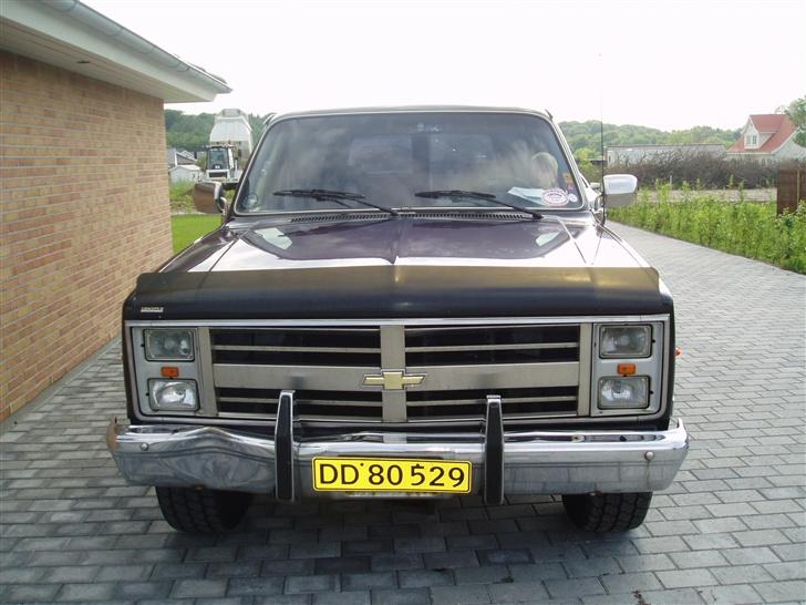 Chevrolet Suburban "Solgt" billede 1