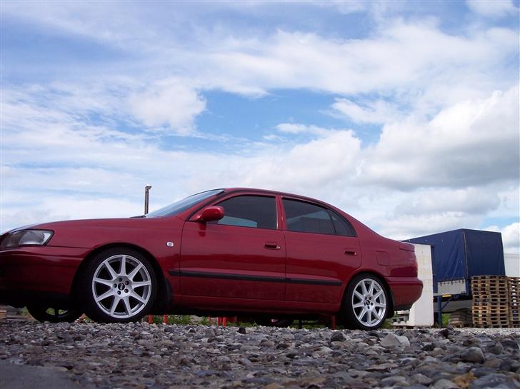 Toyota Carina E billede 2