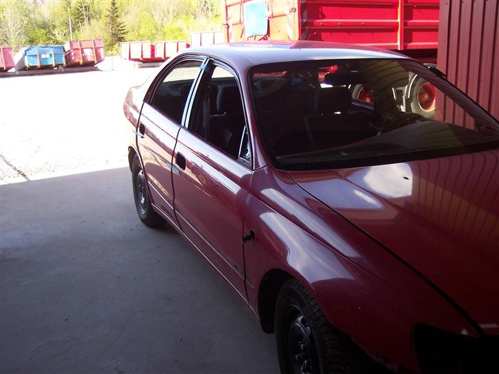 Toyota Carina E billede 10