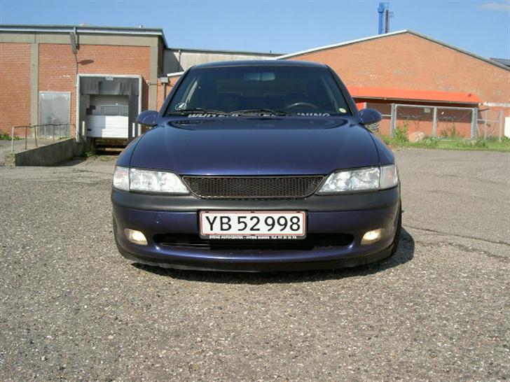 Opel Vectra B 2.0i 16V (SOLGT) billede 2