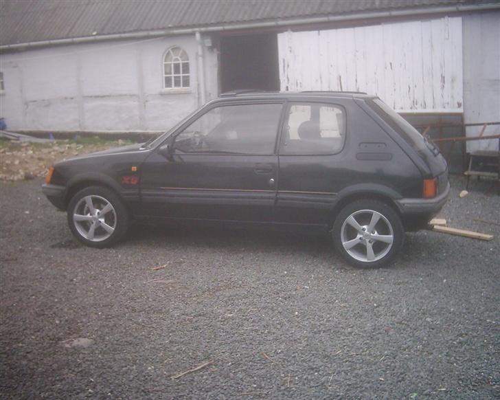 Peugeot 205 XS billede 1