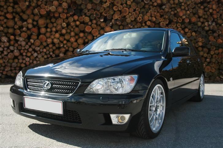 Lexus IS300  Sport ( Solgt ) billede 2