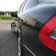 Mercedes Benz E 320 CDI solgt