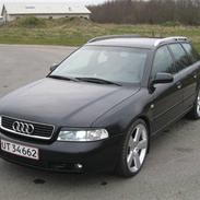 Audi A4 Avant 1.8Ts *SOLGT*