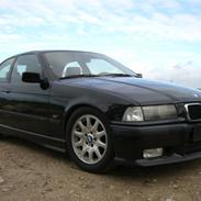 BMW 316i compact solgt