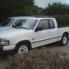 Mazda B2500  >>SOLGT<<