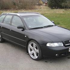 Audi A4 Avant 1.8Ts *SOLGT*