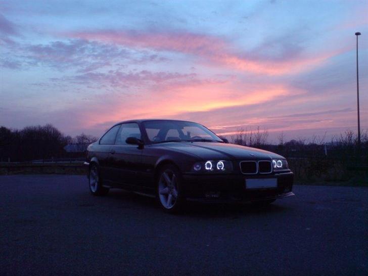 BMW E36 coupe M3 SOLGT - se da lige den solnedgang billede 1