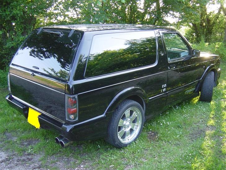 Amerikaner GMC Typhoon - Så kom der nye baglygter på  billede 12