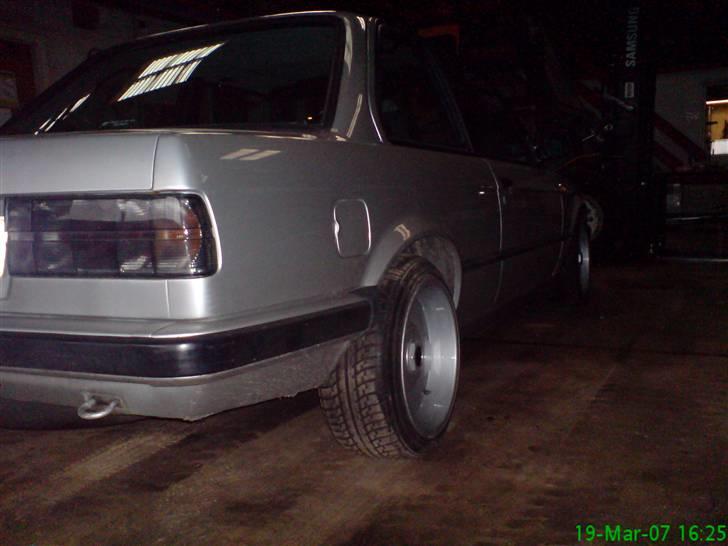 BMW E30 325/28i turbo solgt i dele :-( billede 1