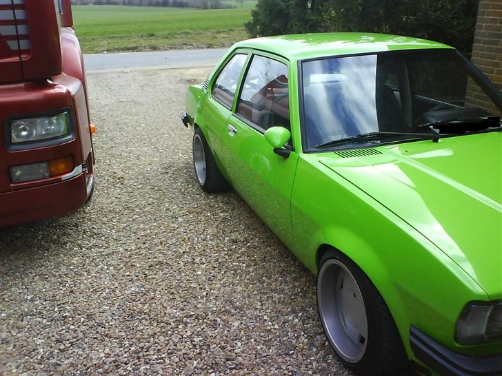 Opel ascona b solgt billede 3