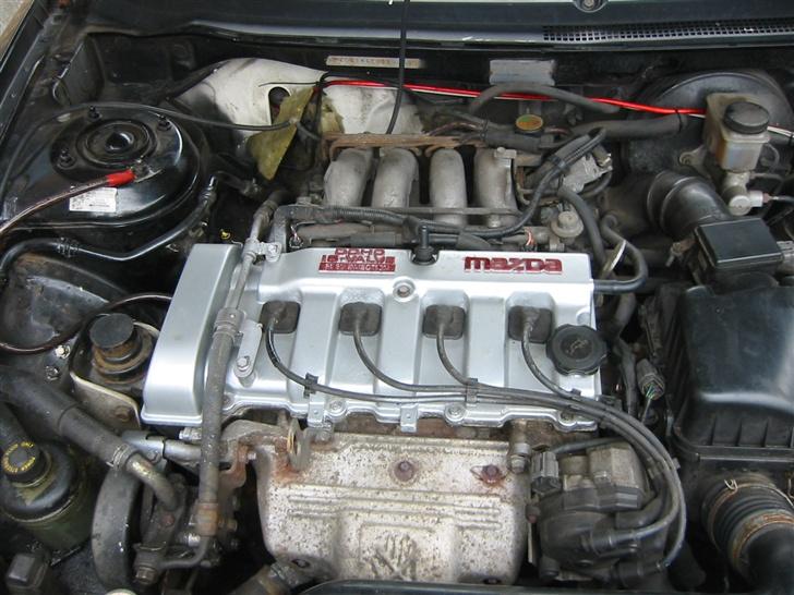 Mazda 626 Kombi Copue SOLGT - Ser Faktisk rimeligt ud :D billede 4