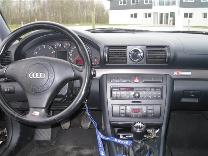 Audi A4 Avant 1.8Ts *SOLGT* - Ladetryk ur i luftdyse, Audi concert, klima billede 6