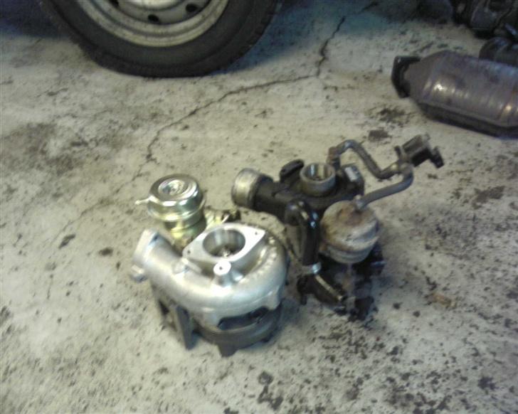 Audi A4 Avant 1.8Ts *SOLGT* - Ny og gammel turbo, en smule forskel  hehe billede 8