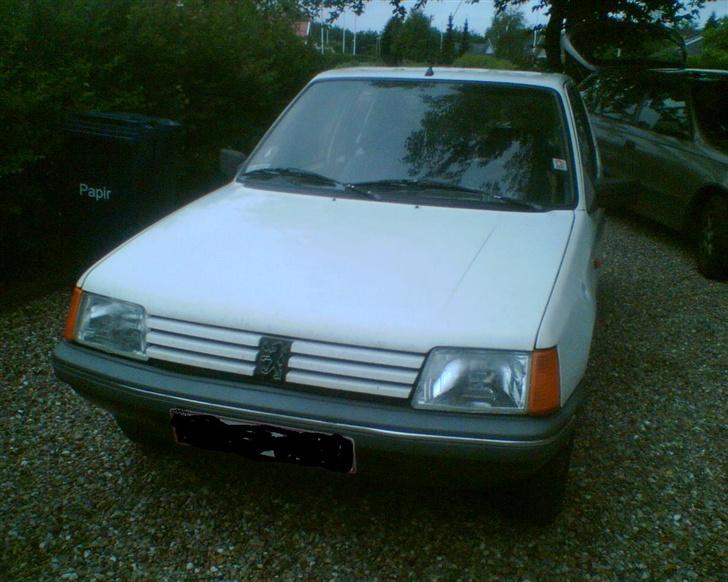 Peugeot 205 Junior billede 6